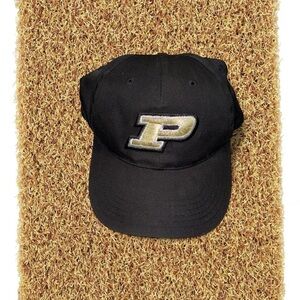 Men’s Purdue University Black Cap with Gold 'P' Logo